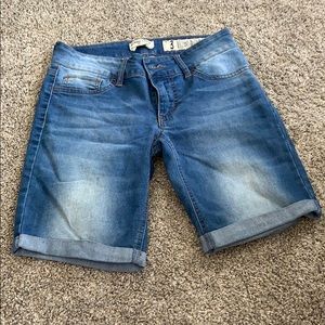 Jean shorts!